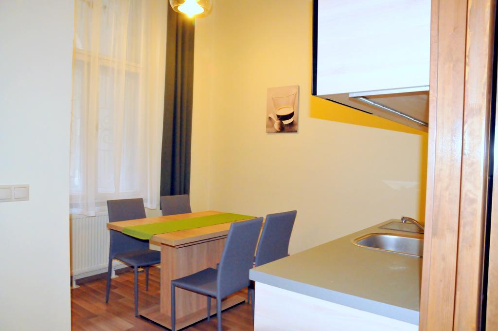 Frank & Fang Apartments Budapeste Exterior foto