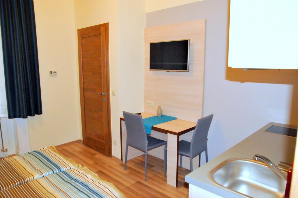Frank & Fang Apartments Budapeste Exterior foto